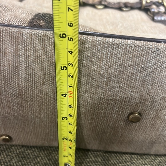 GHURKA - Picture 16 of 16